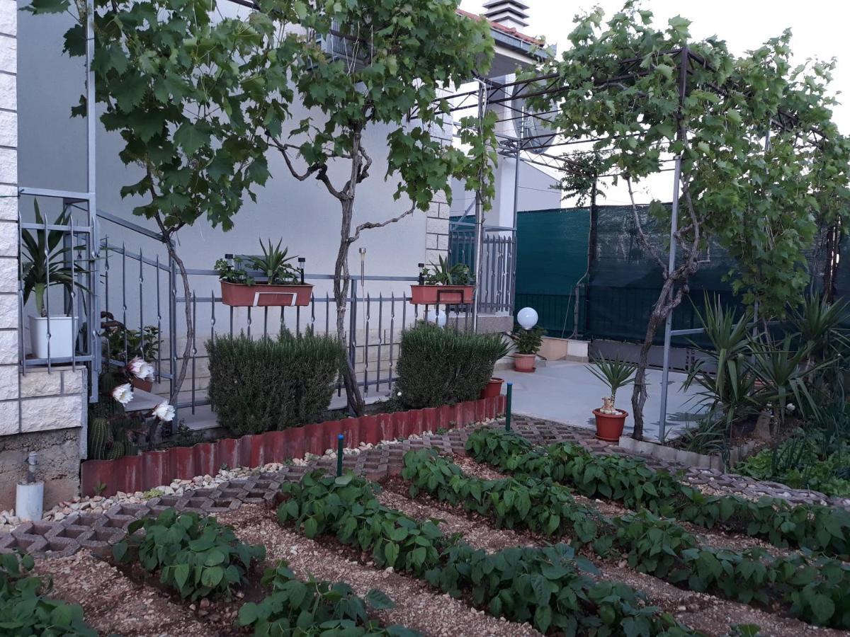 Quality Vila "Comfort" Trogir Exterior photo